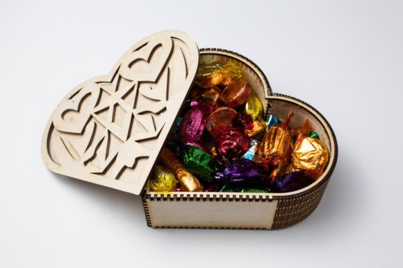 Heart-shaped Chocolate Box: Geometrical Pattern for Creative Projects